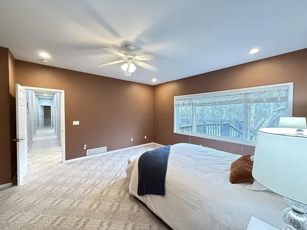 $469,000 | 304 Lynsee Lane, Montevideo, MN 56265