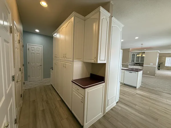$469,000 | 304 Lynsee Lane, Montevideo, MN 56265