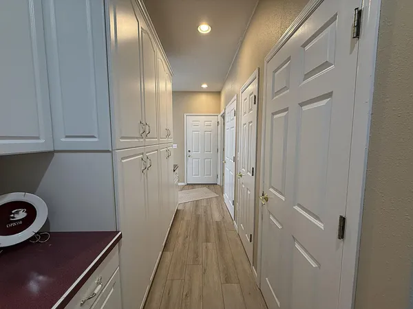 $469,000 | 304 Lynsee Lane, Montevideo, MN 56265
