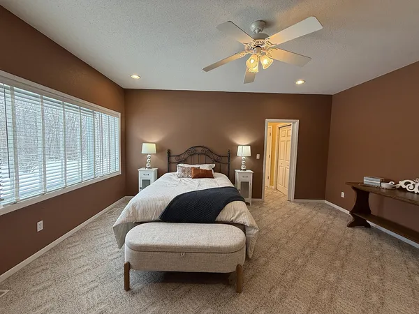 $469,000 | 304 Lynsee Lane, Montevideo, MN 56265