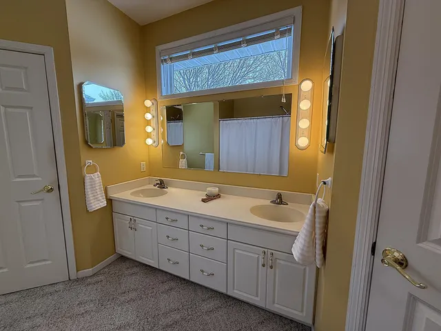 $475,000 | 304 Lynsee Lane, Montevideo, MN 56265