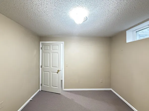 $469,000 | 304 Lynsee Lane, Montevideo, MN 56265