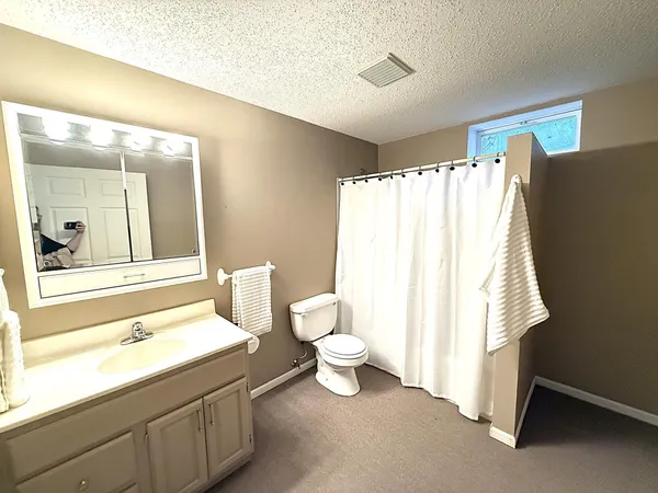 $469,000 | 304 Lynsee Lane, Montevideo, MN 56265