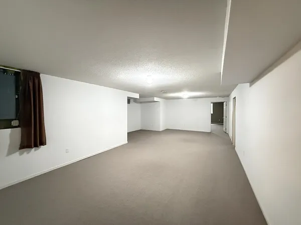 $469,000 | 304 Lynsee Lane, Montevideo, MN 56265