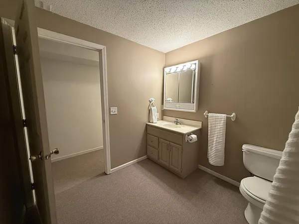 $469,000 | 304 Lynsee Lane, Montevideo, MN 56265
