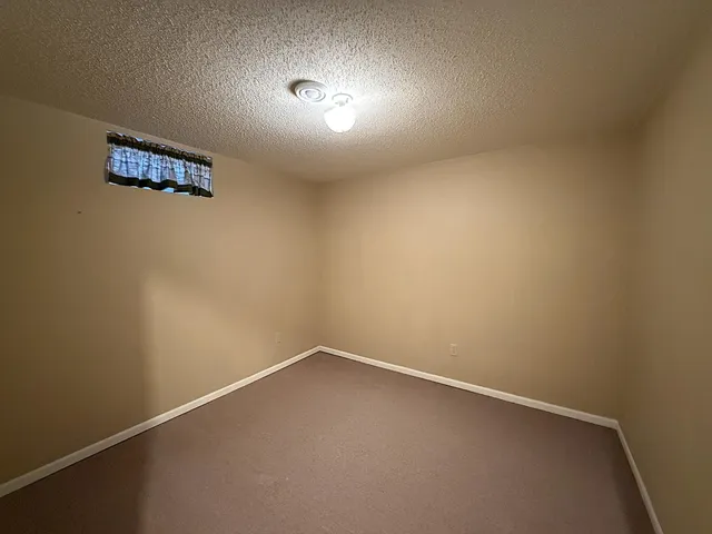 $475,000 | 304 Lynsee Lane, Montevideo, MN 56265