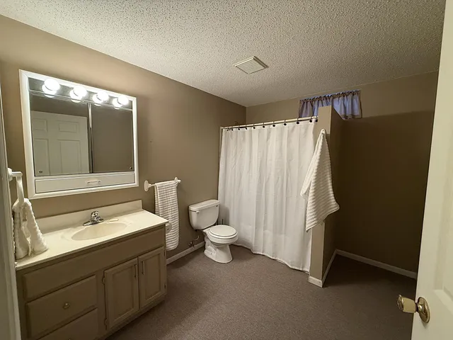 $475,000 | 304 Lynsee Lane, Montevideo, MN 56265