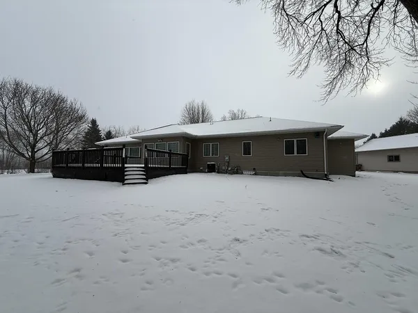 $469,000 | 304 Lynsee Lane, Montevideo, MN 56265