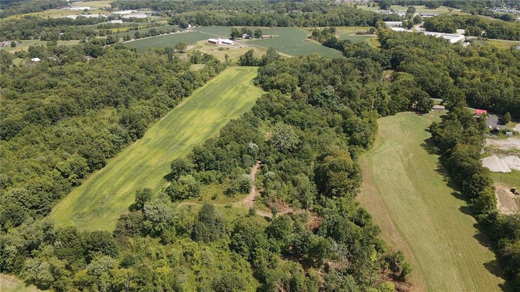 977 Glen Road New Castle, PA 16105 - Photo 18 of 22 an aerial view of residential houses with outdoor space and trees