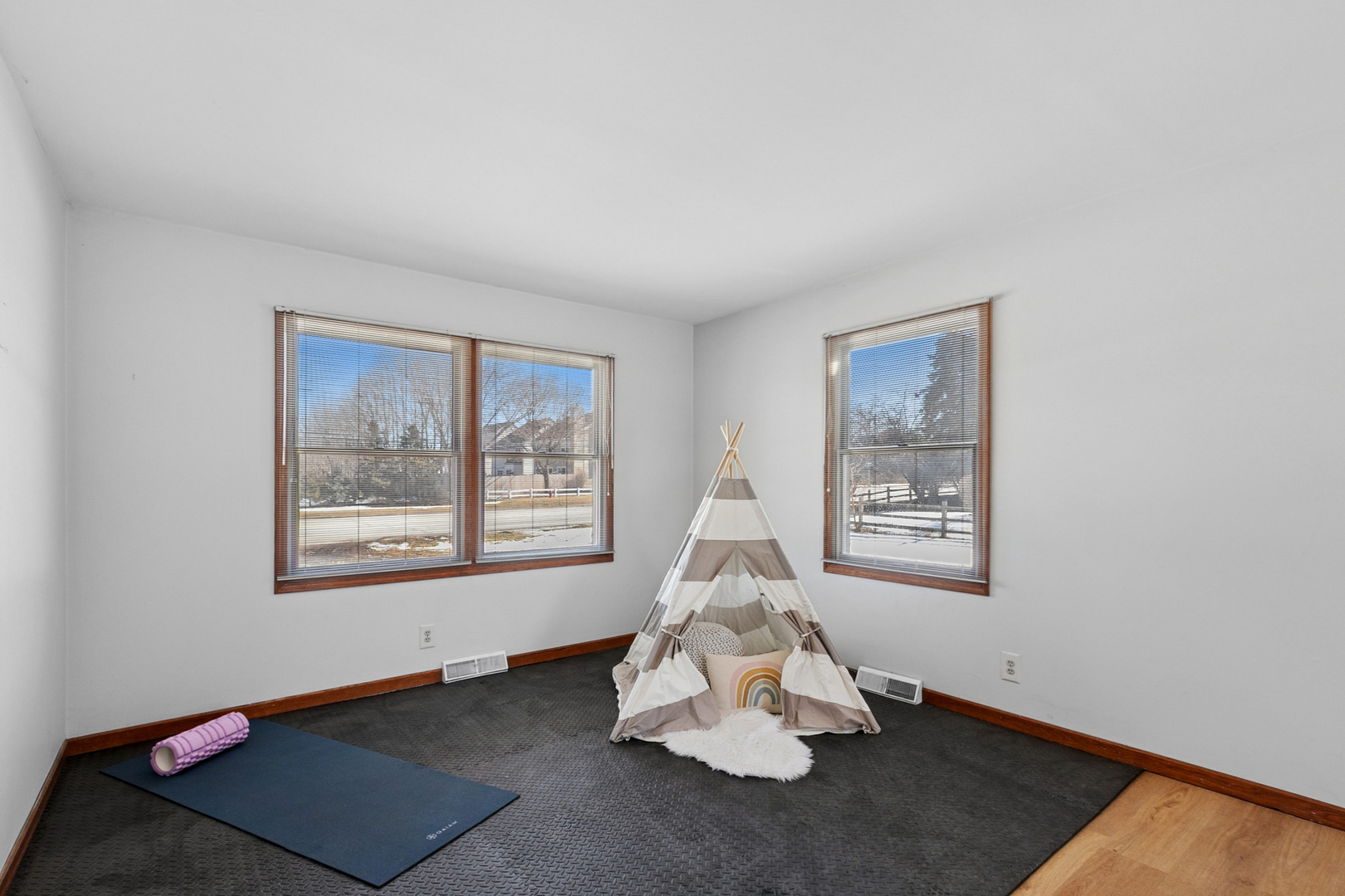 33430 Hunt Club Road Grayslake, IL 60030 - Photo 13 of 18