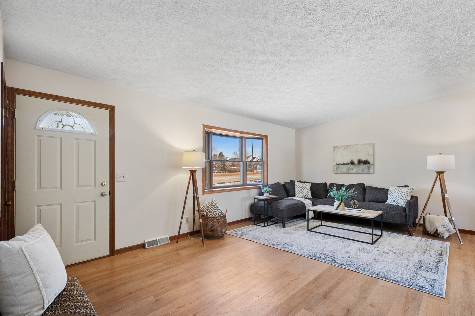 33430 Hunt Club Road Grayslake, IL 60030 - Photo 2 of 18