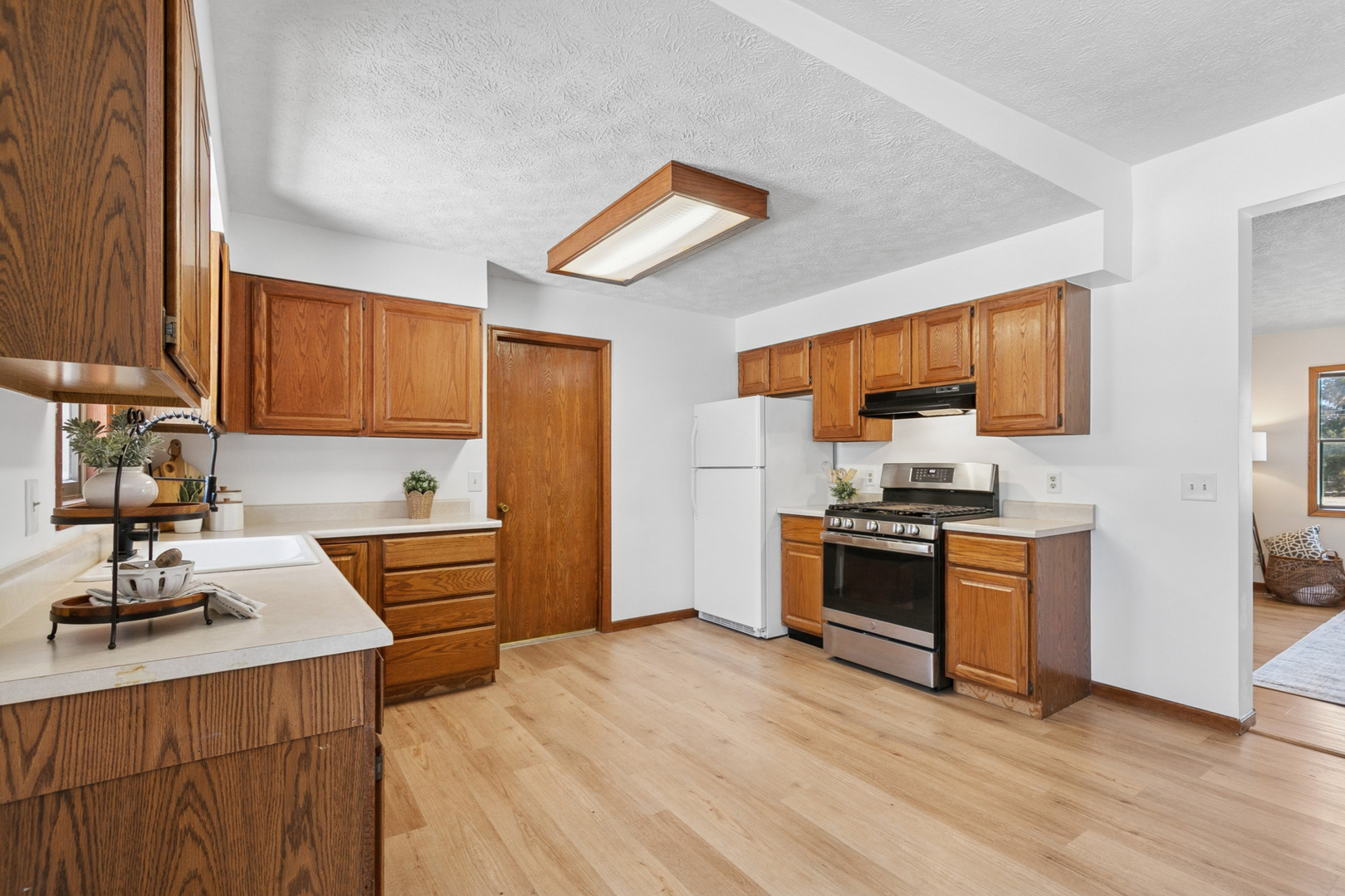 33430 Hunt Club Road Grayslake, IL 60030 - Photo 5 of 18