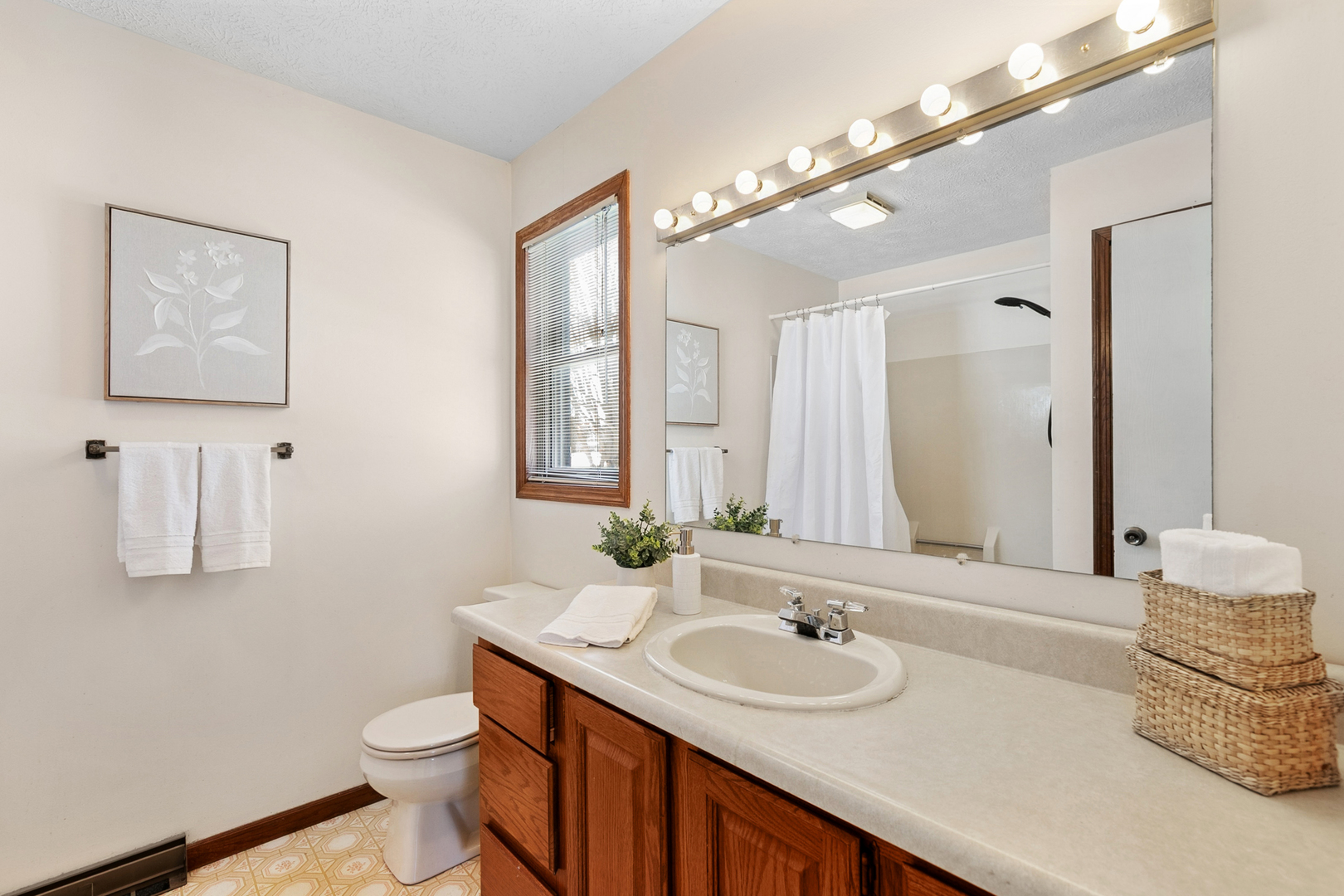 33430 Hunt Club Road Grayslake, IL 60030 - Photo 8 of 18