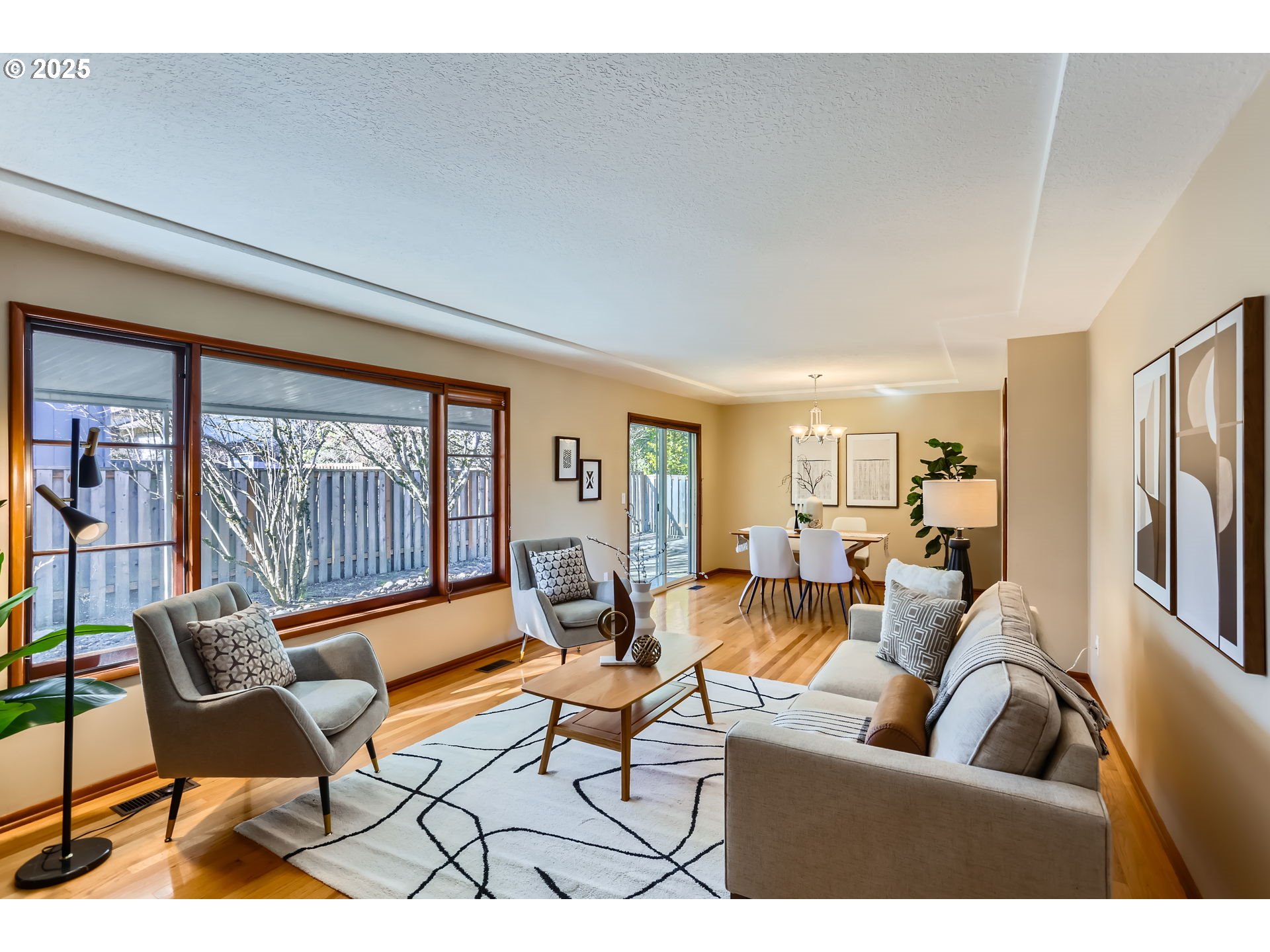 6635 Southwest 34th Avenue Portland, OR 97239 - Photo 5 of 33 Gallery Image 5