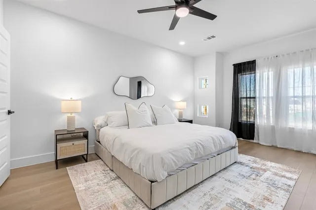 $5,500 | 1509-1511 South Barry Avenue, Dallas, TX 75223