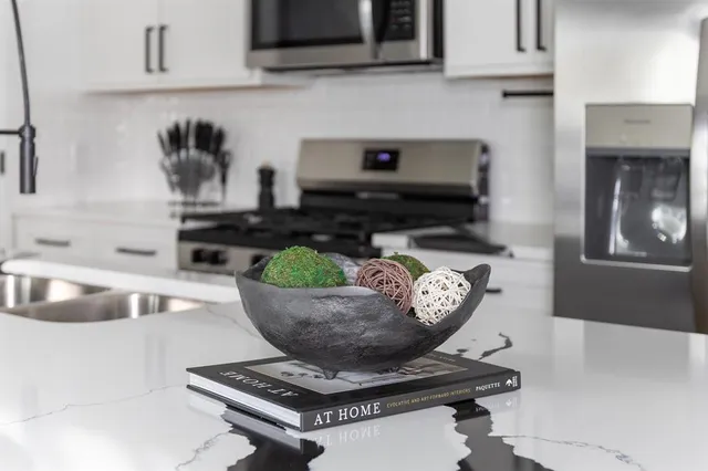 $5,500 | 1509-1511 South Barry Avenue, Dallas, TX 75223