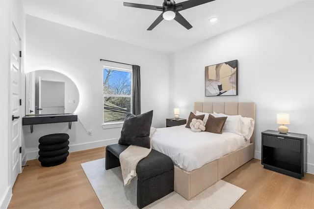 $5,500 | 1509-1511 South Barry Avenue, Dallas, TX 75223