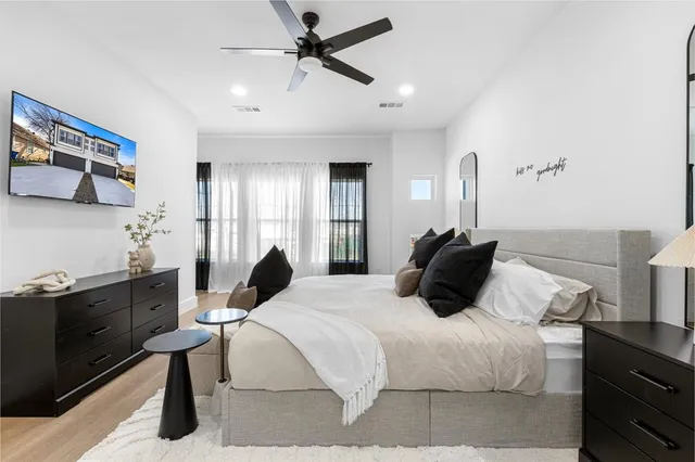 $5,500 | 1509-1511 South Barry Avenue, Dallas, TX 75223