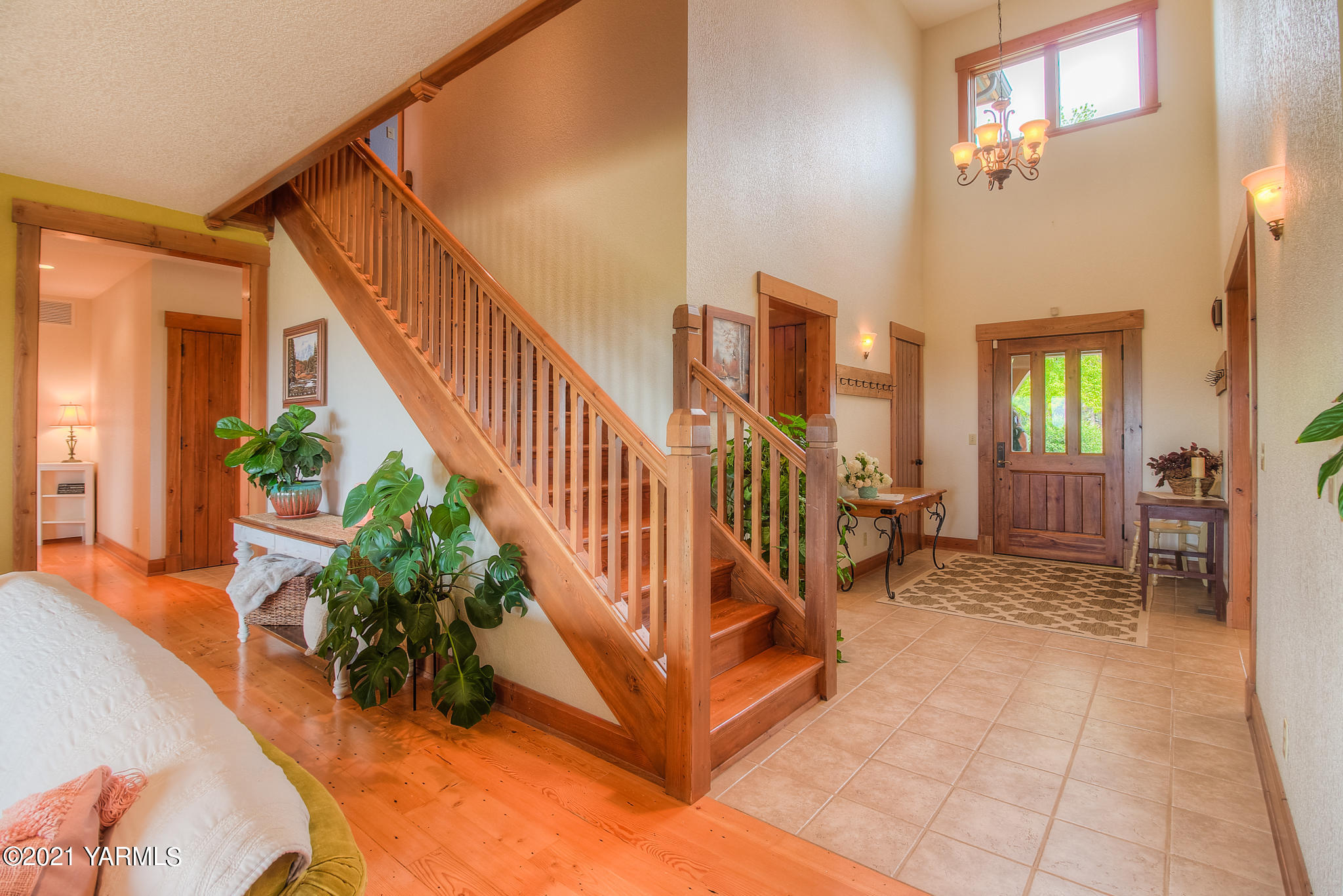 3050 Thacker Road Zillah, WA 98953 - Photo 15 of 64 a view of entryway and hall with wooden floor