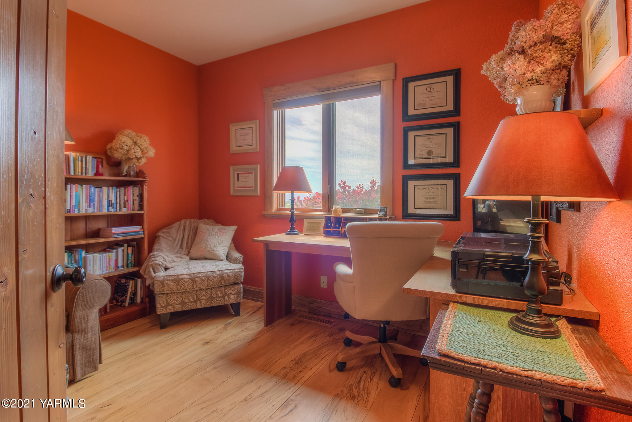 3050 Thacker Road Zillah, WA 98953 - Photo 32 of 64 a view of a workspace with furniture and a window