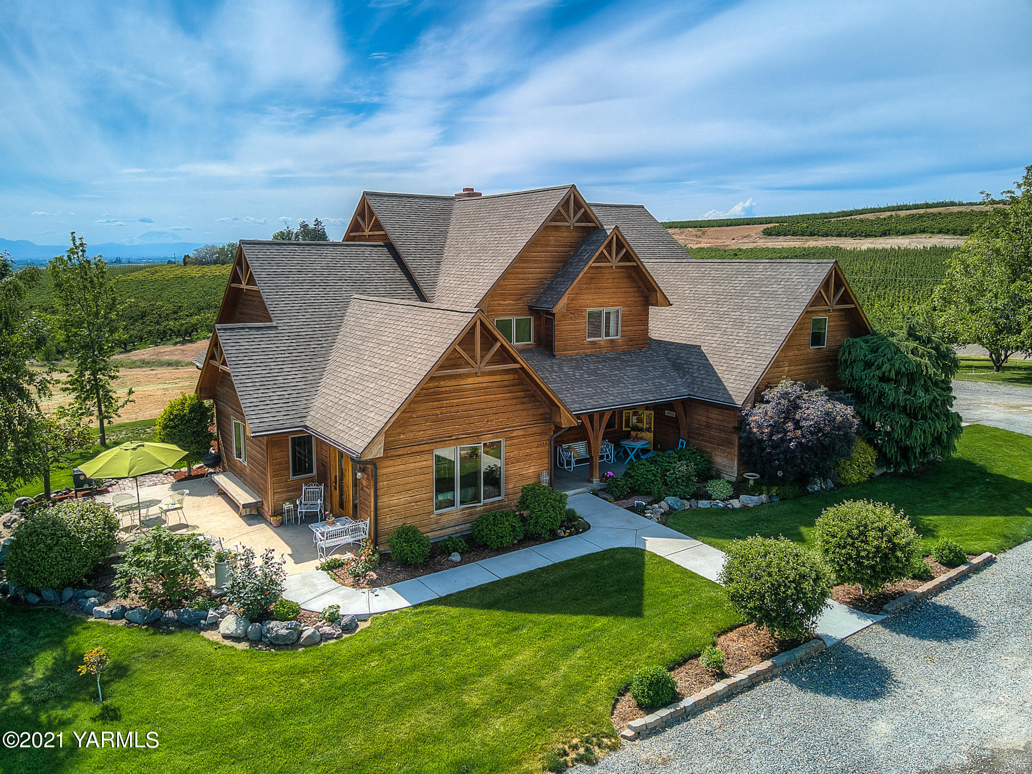 3050 Thacker Road Zillah, WA 98953 - Photo 56 of 64 an aerial view of a house