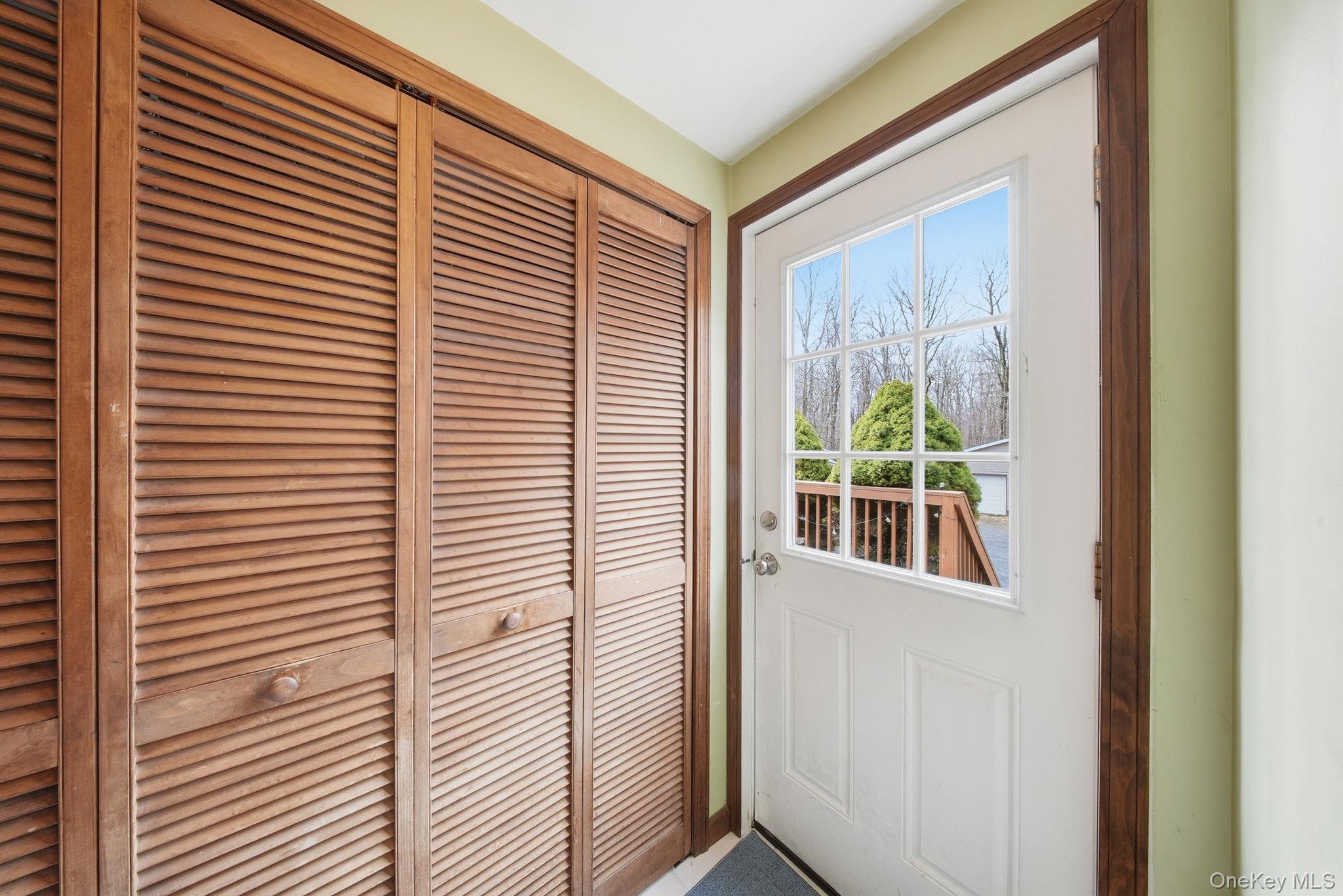 264 Mountain Road Port Jervis, NY 12771 - Photo 12 of 35