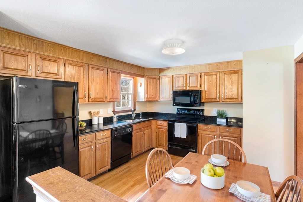 15 Independence Road Bedford, MA 01730 - Photo 14 of 40 Gallery Image 14