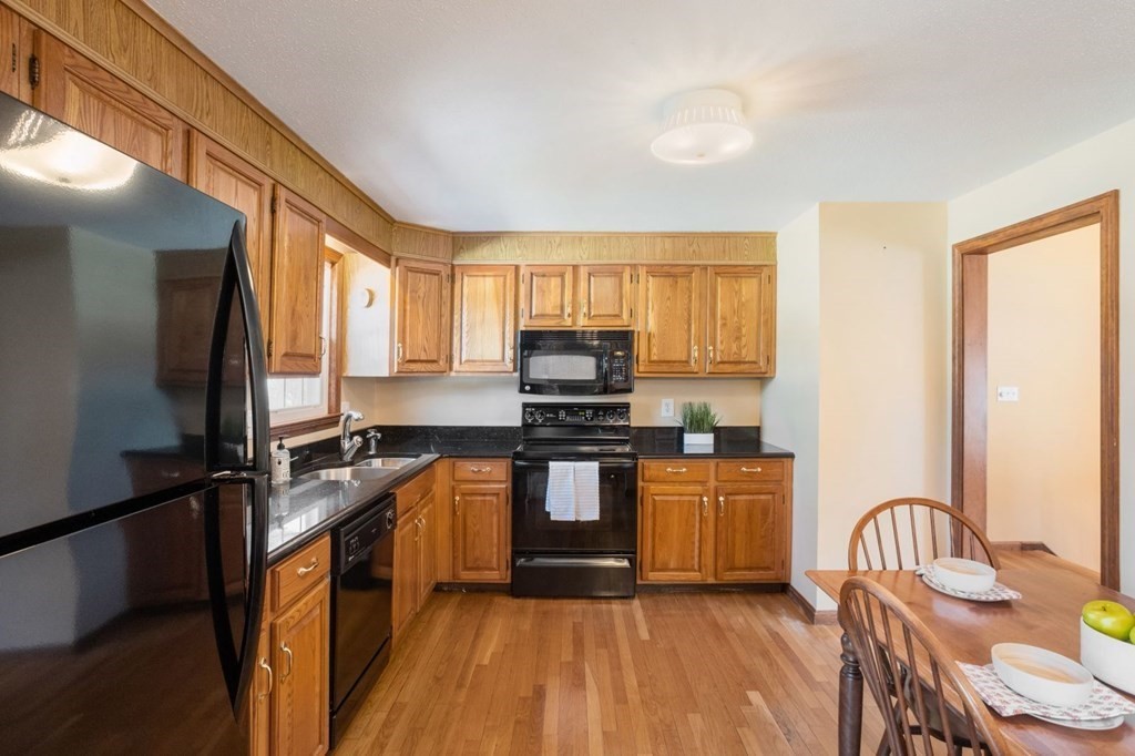 15 Independence Road Bedford, MA 01730 - Photo 15 of 40 Gallery Image 15