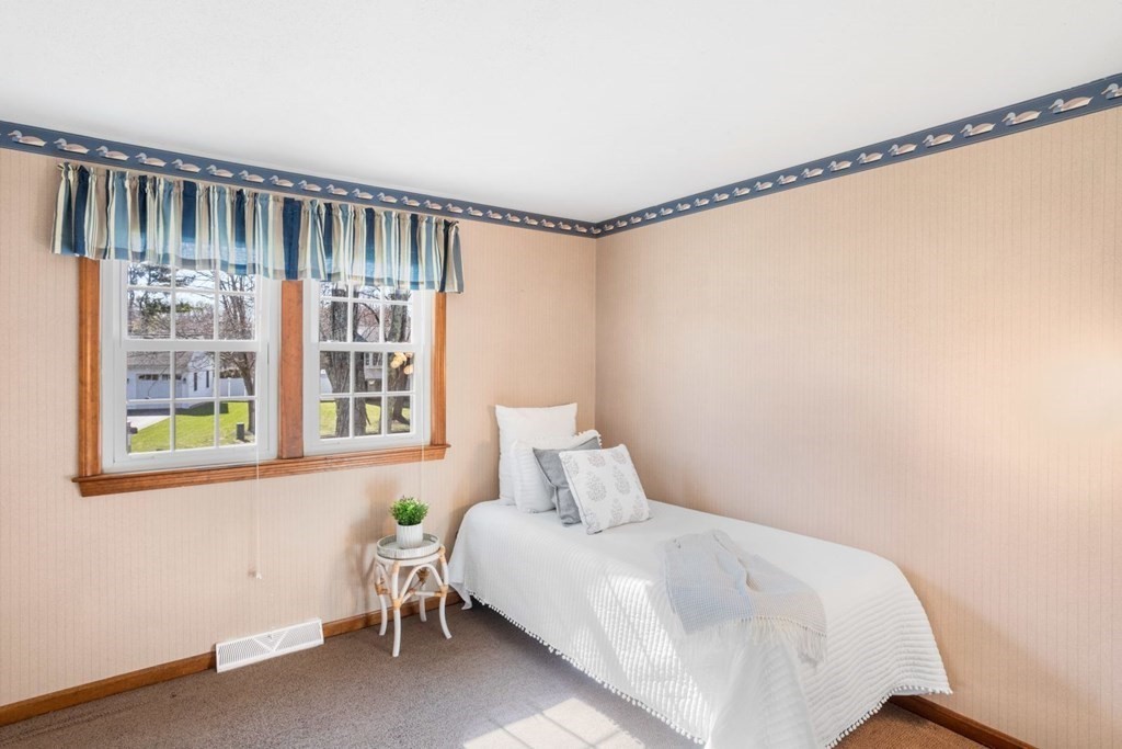 15 Independence Road Bedford, MA 01730 - Photo 18 of 40 Gallery Image 18