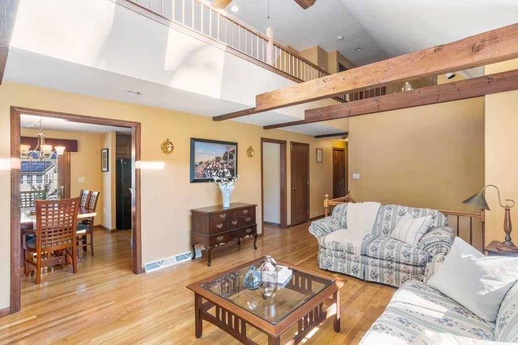 15 Independence Road Bedford, MA 01730 - Photo 9 of 40 Gallery Image 9