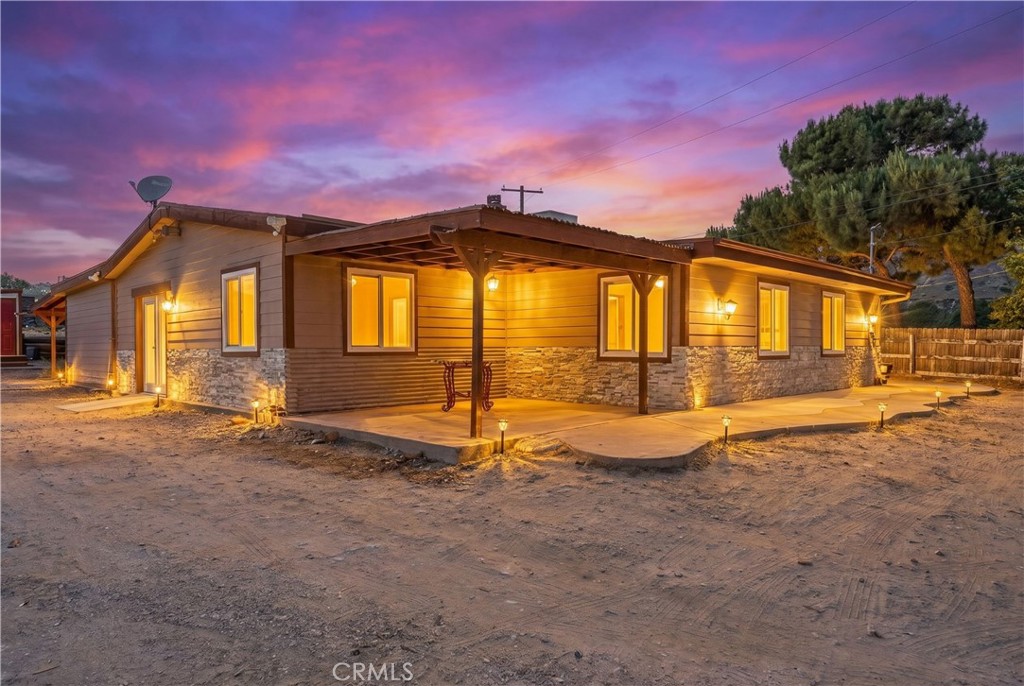5100 Oil Well Road Phelan, CA 92371 - Photo 1 of 44