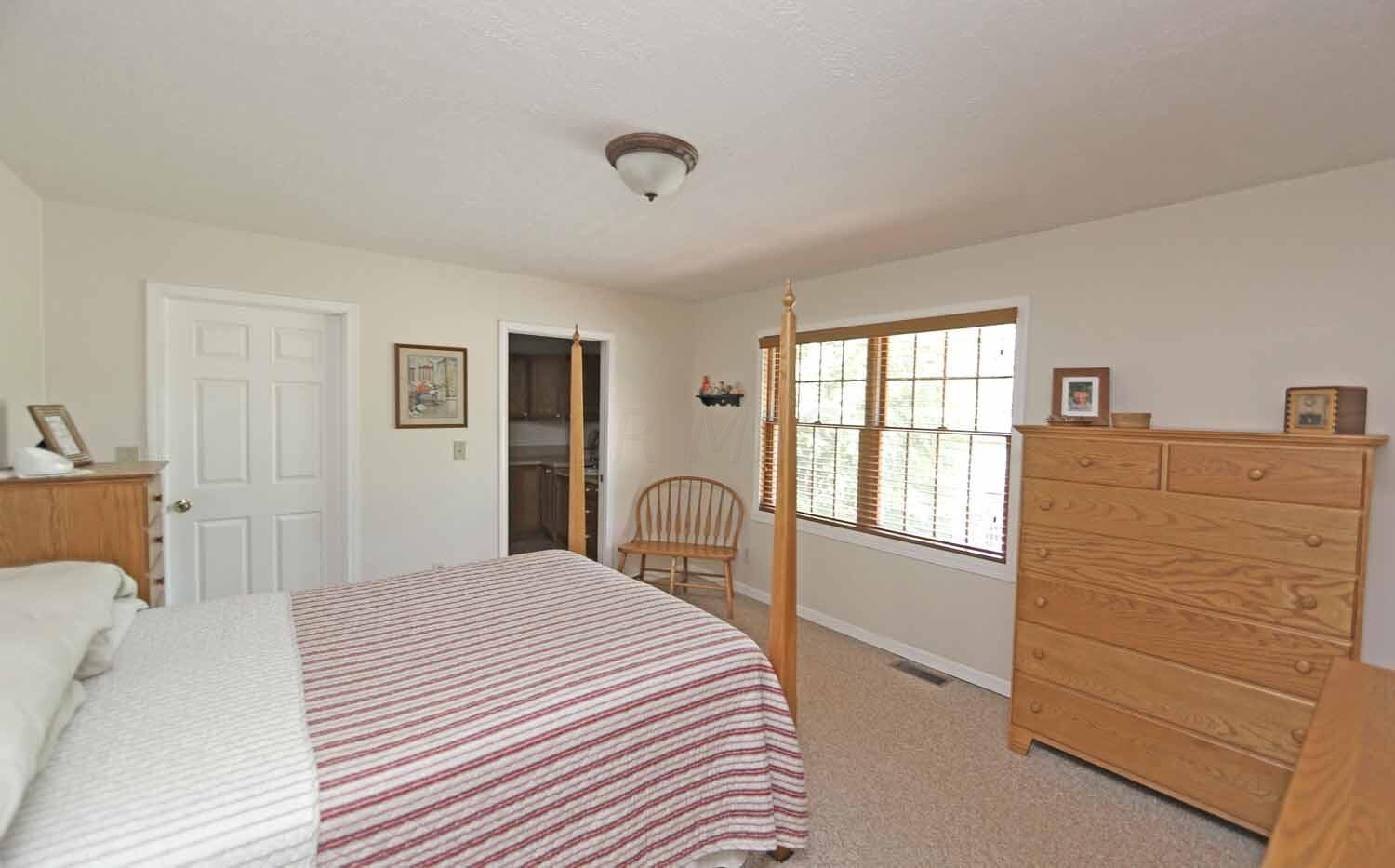 17997 Wooster Road Howard, OH 43028 - Photo 13 of 45 IMG_5279