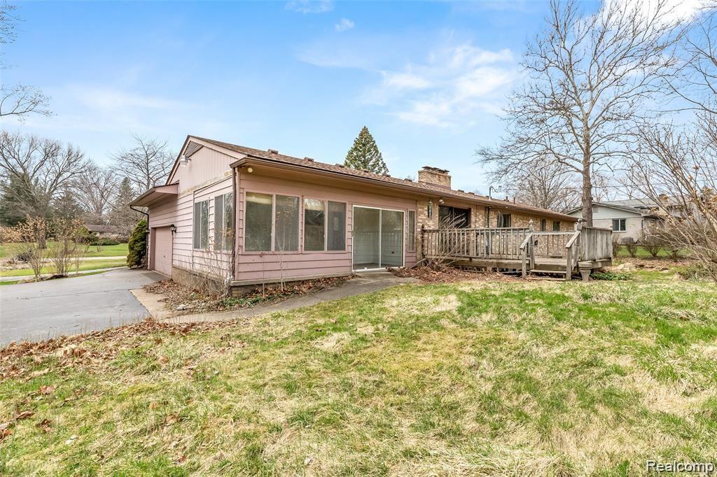 32920 Raphael Road Farmington, MI 48336 - Photo 32 of 50 6.Back