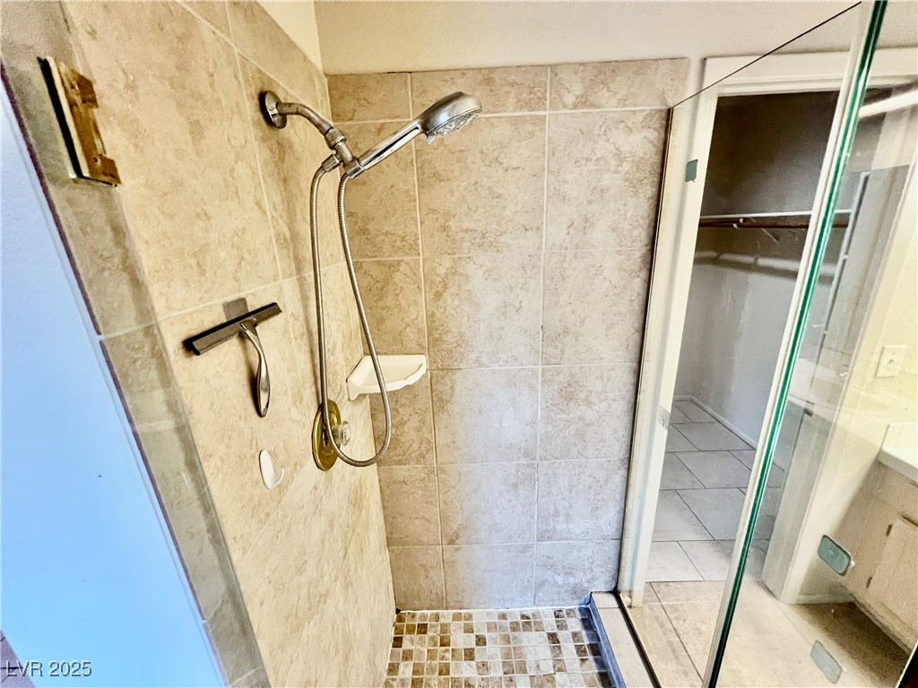 8420 Airmont Court Las Vegas, NV 89128 - Photo 15 of 38