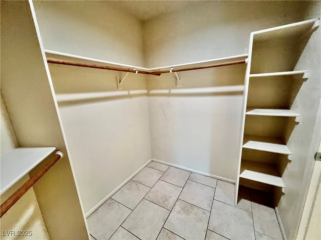 8420 Airmont Court Las Vegas, NV 89128 - Photo 21 of 38