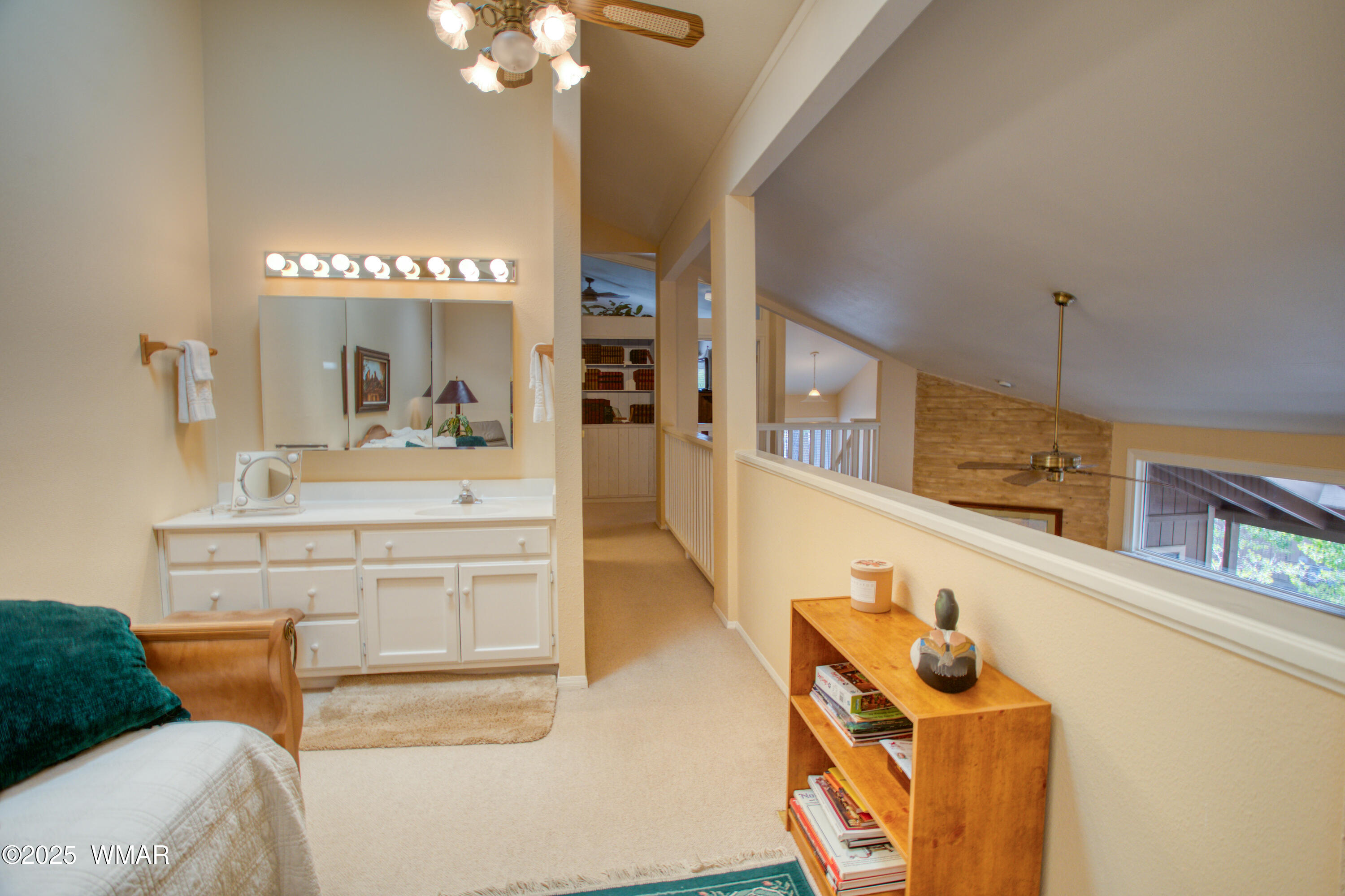 2836 Oak Circle Pinetop, AZ 85935 - Photo 22 of 35 Loft also has a vanity