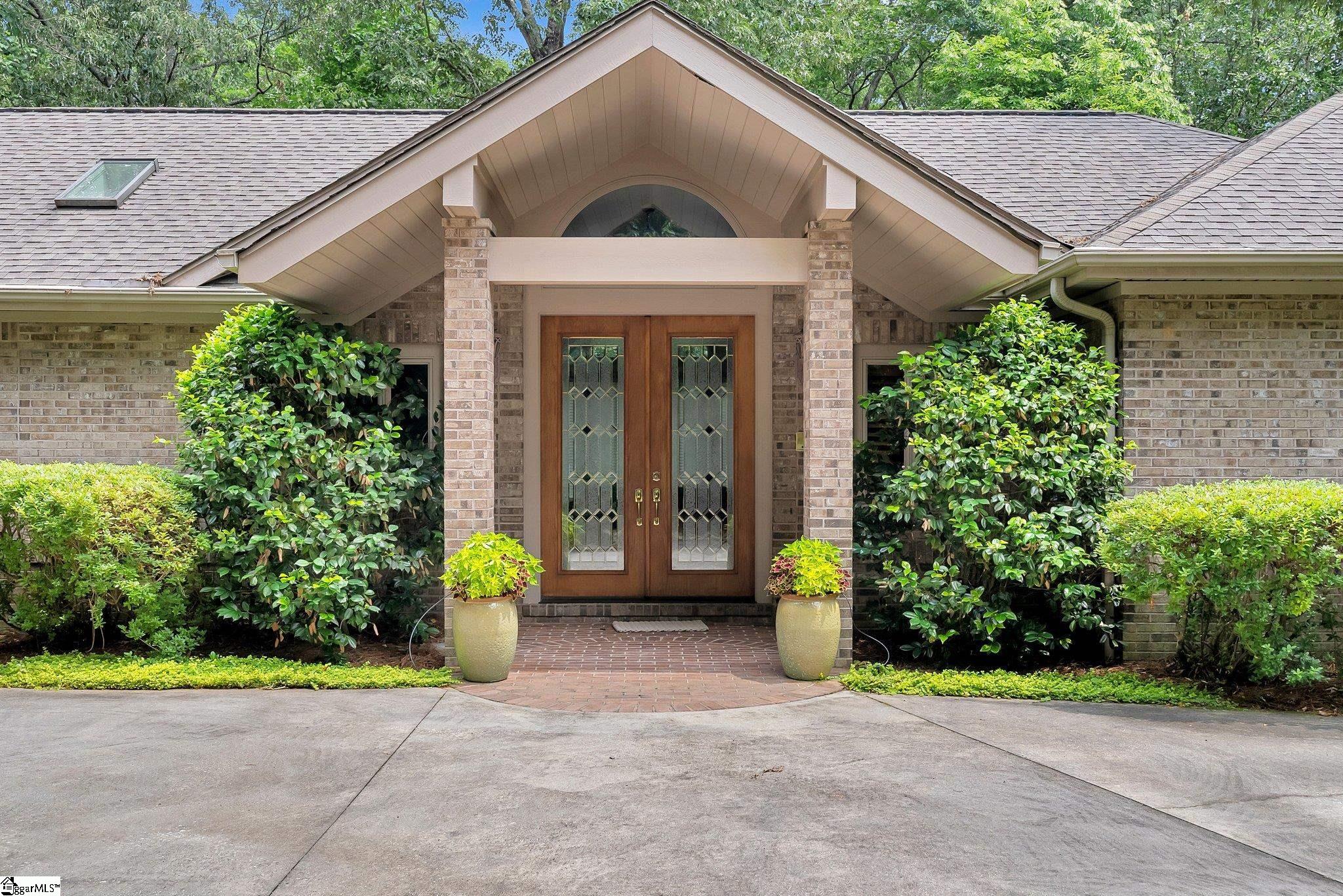 200 Knightsridge Road Travelers Rest, SC 29690 - Photo 3 of 36 Gallery Image 3