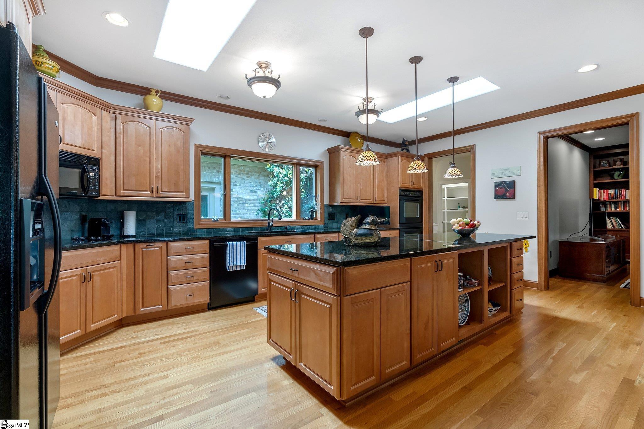 200 Knightsridge Road Travelers Rest, SC 29690 - Photo 10 of 36 Gallery Image 10