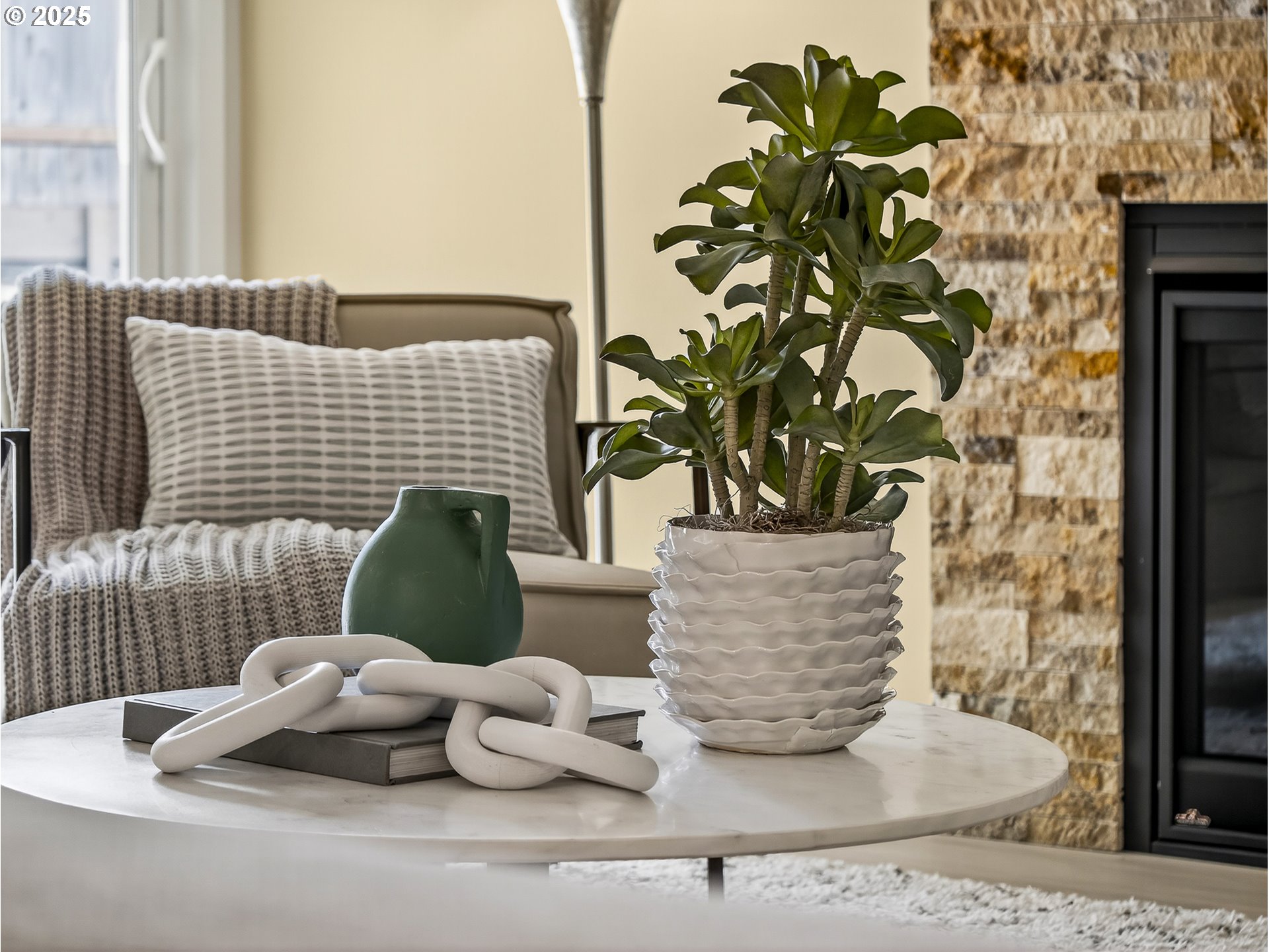 12945 Southwest Hackamore Court Beaverton, OR 97008 - Photo 44 of 48 a view of table chair and potted plant