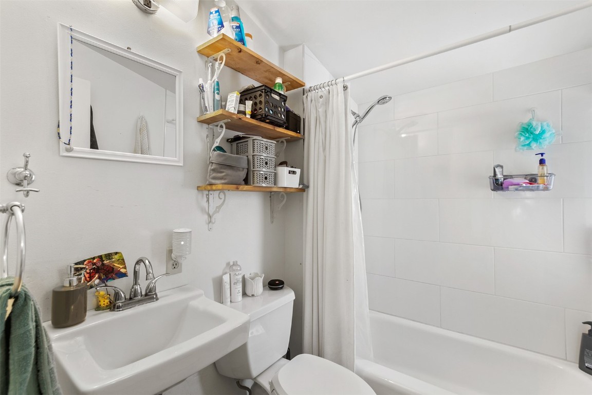 163 High Tor Road, Unit 9 Breckenridge, CO 80424 - Photo 10 of 15 Gallery Image 10