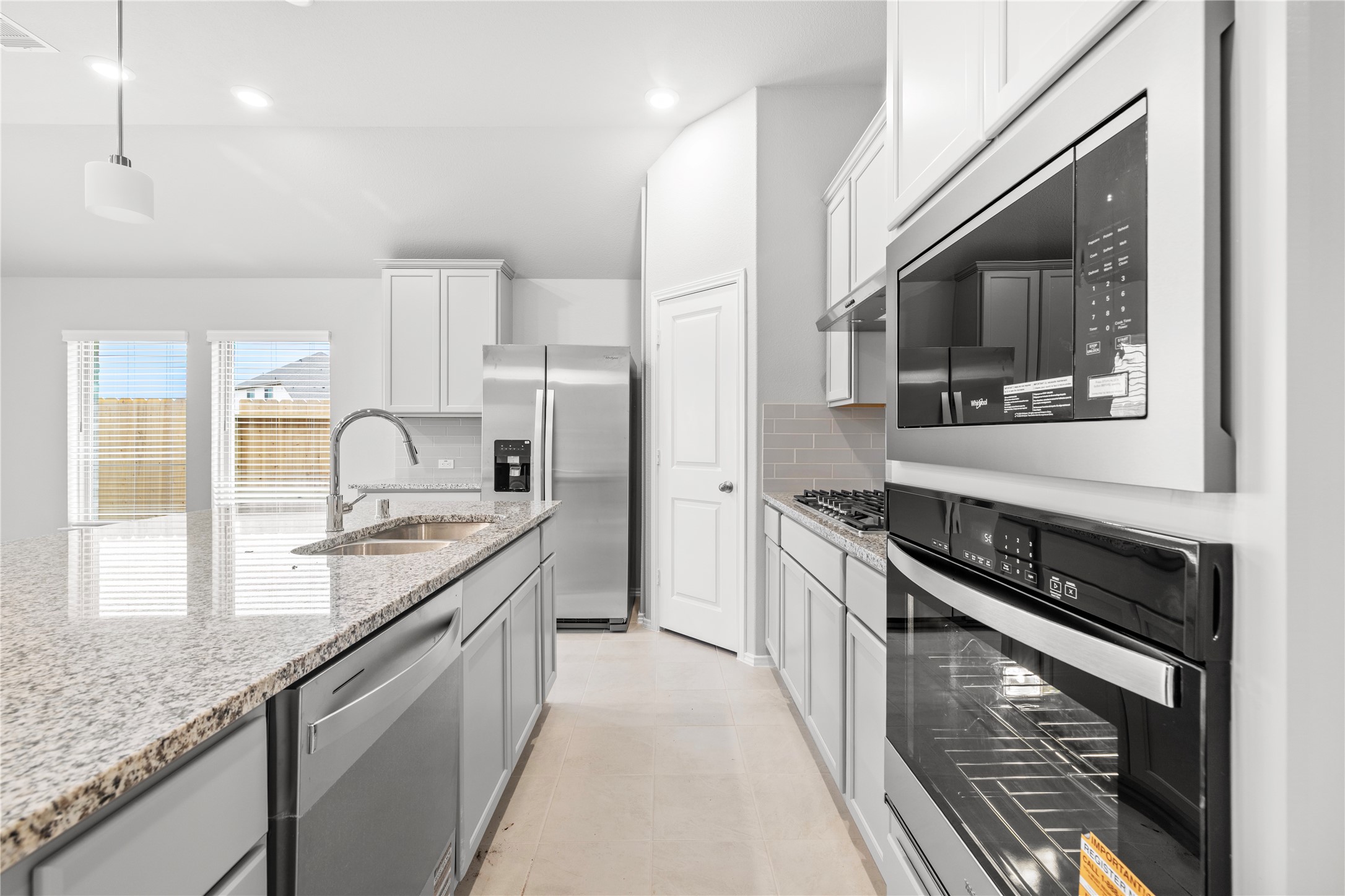 123 Candelight Ridge Sugar Land, TX 77479 - Photo 7 of 30