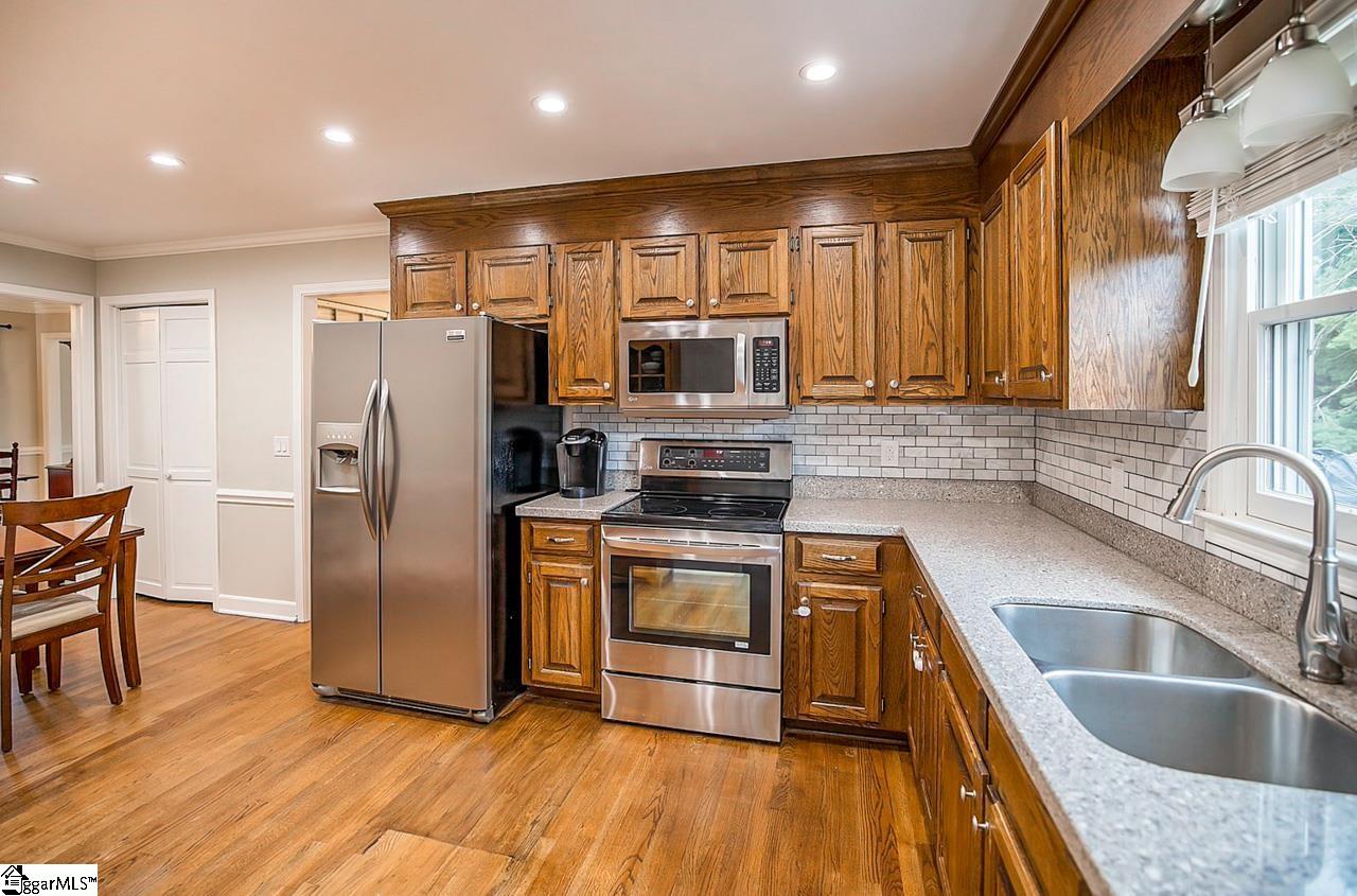 204 Gilderbrook Road Greenville, SC 29615 - Photo 13 of 28 Gallery Image 13