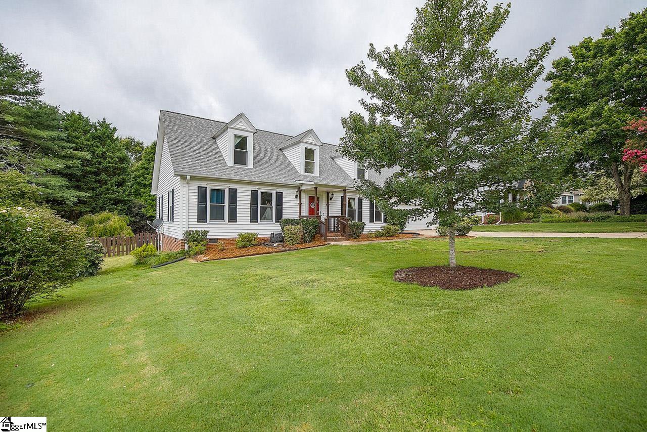 204 Gilderbrook Road Greenville, SC 29615 - Photo 3 of 28 Gallery Image 3