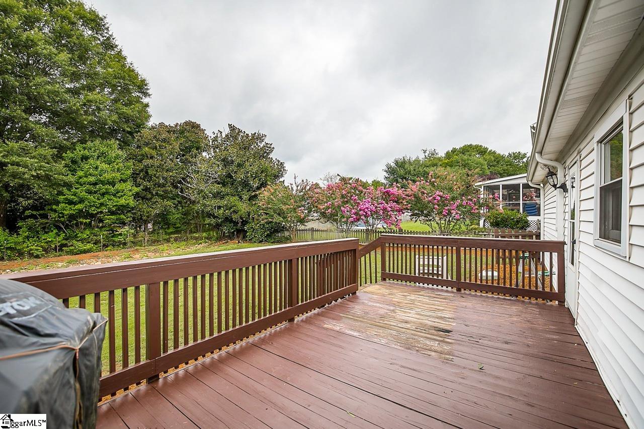 204 Gilderbrook Road Greenville, SC 29615 - Photo 4 of 28 Gallery Image 4