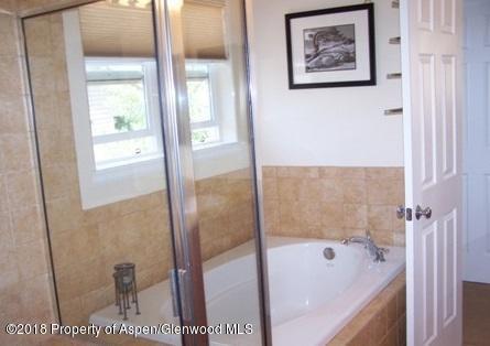 436 Stage Coach Lane New Castle, CO 81647 - Photo 11 of 14 20110203190349640902000000-o