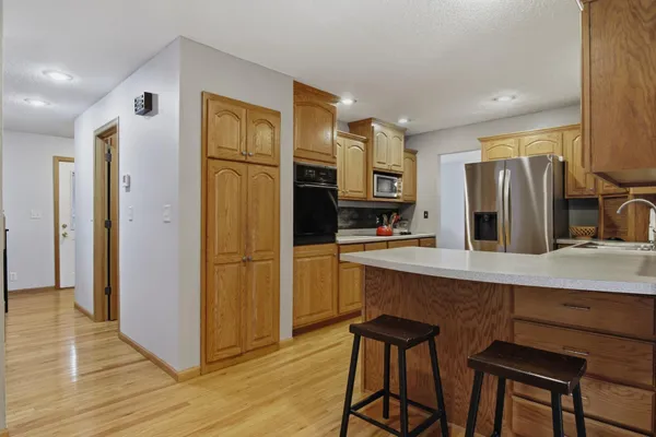 $519,000 | S8280 South Lowes Creek Road, Eau Claire, WI 54701