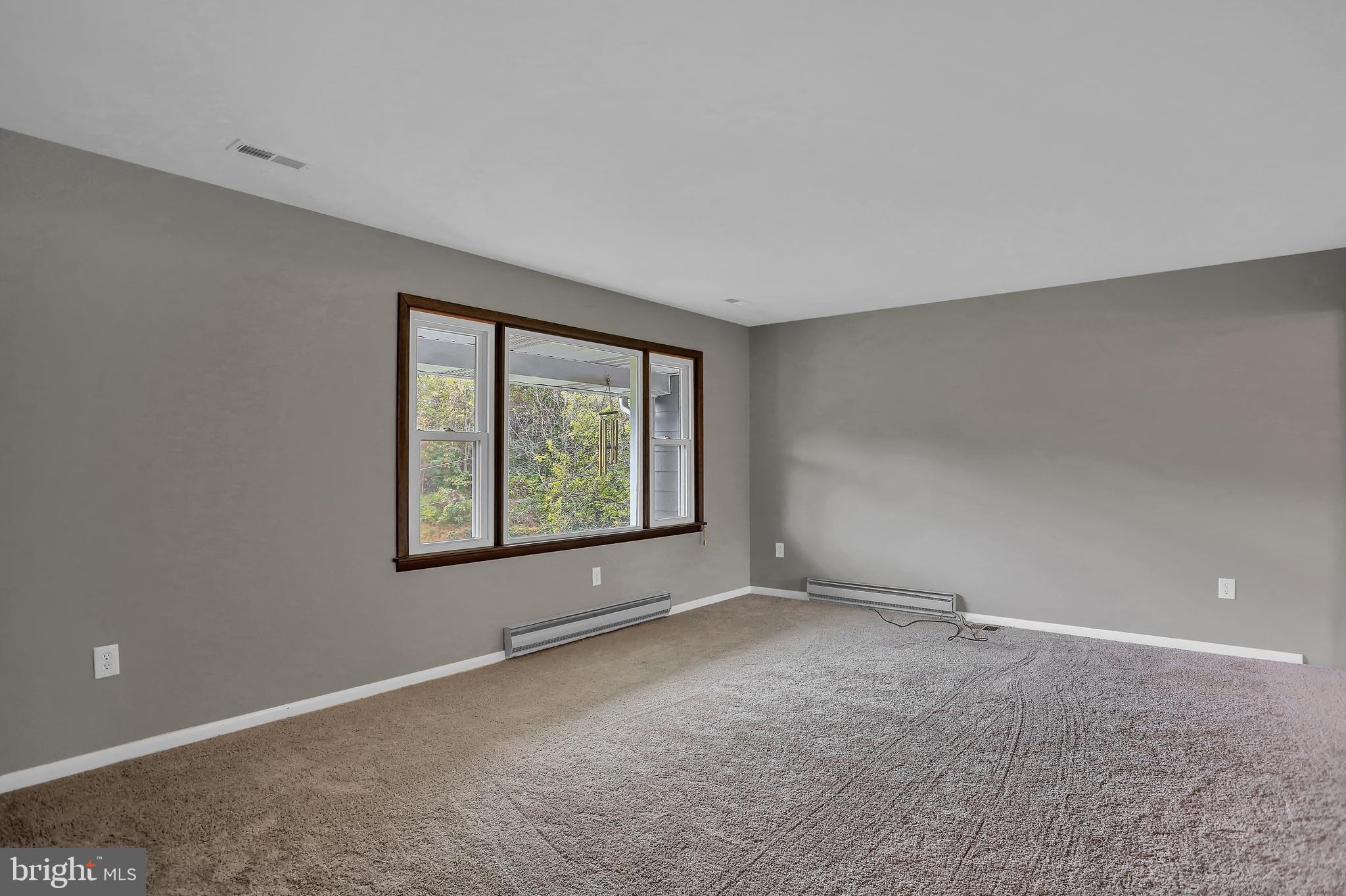 2123 Hillcrest Road Spring Grove, PA 17362 - Photo 22 of 52