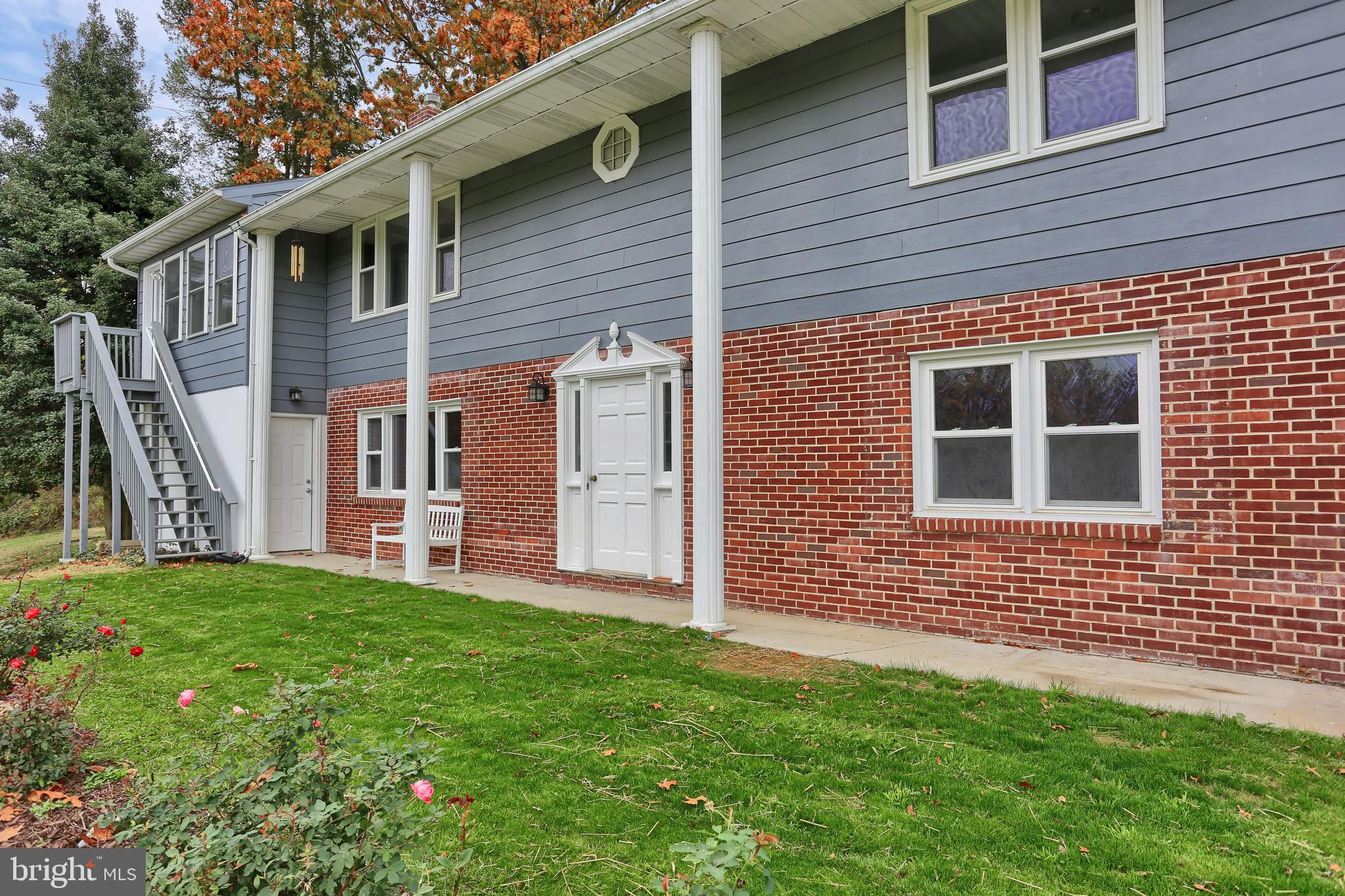2123 Hillcrest Road Spring Grove, PA 17362 - Photo 5 of 52