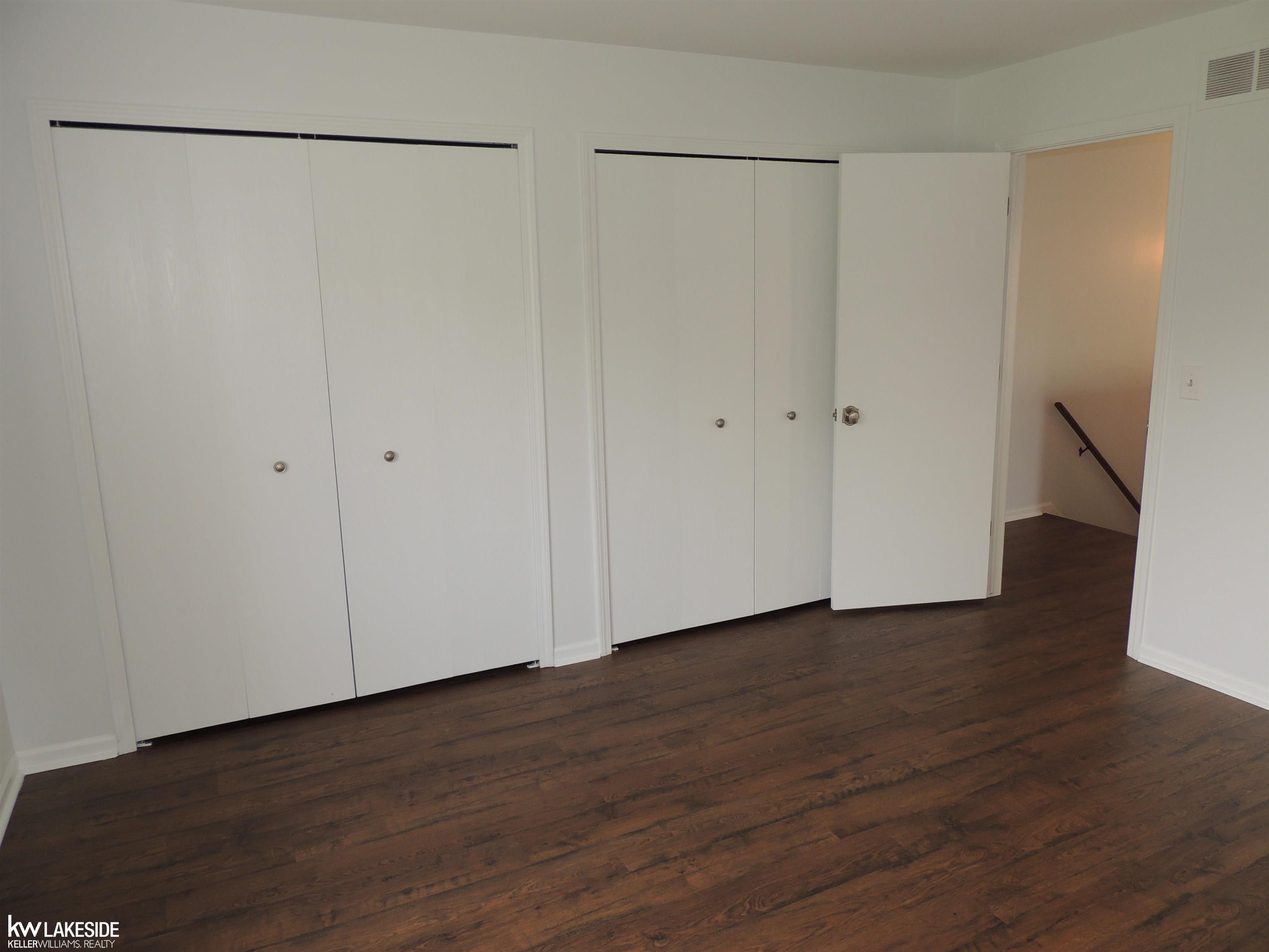 1600 Stonecrest Drive Rochester, MI 48307 - Photo 13 of 36 50168703-923b3352-208b-43dc-bcf5-5bef45e85c09.JPG