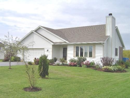 22 North East Sedgemeadow Street, Elkhorn, WI 53121